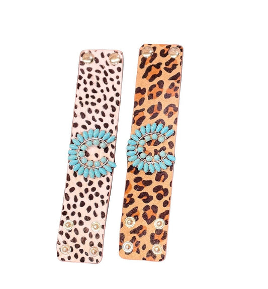 Turquoise Stone Animal Leather Print BraceletAdjustable button back Width: 1.8” inches