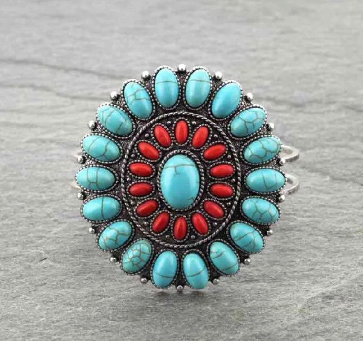 Western Concho With Stone Hinge Bracelet